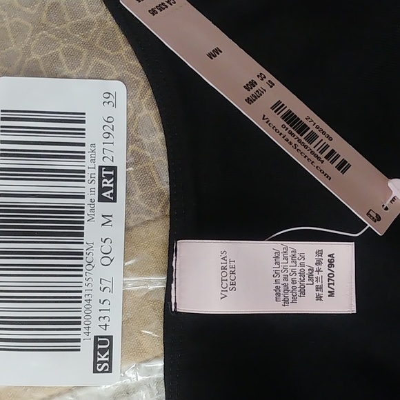 VS Black Cotton Top - Picture 11 of 12